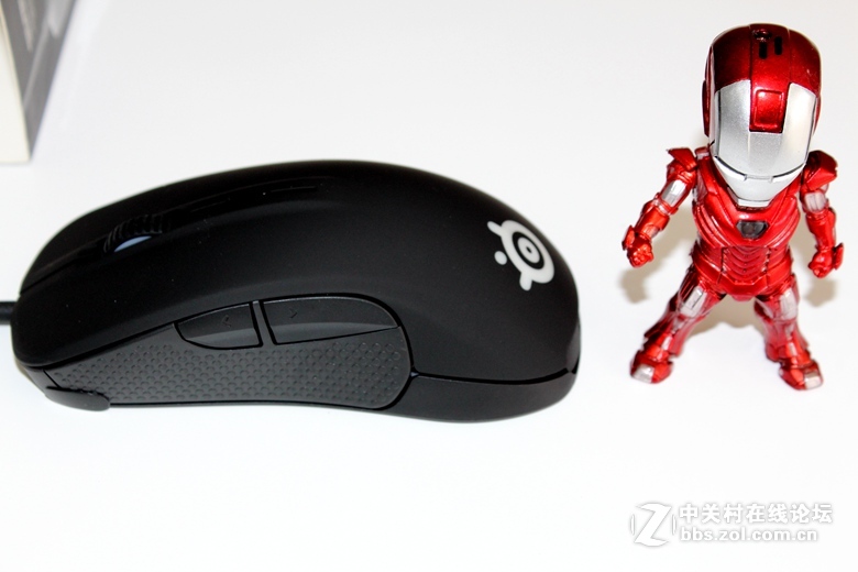 赛睿 Steelseries RIVAL 300