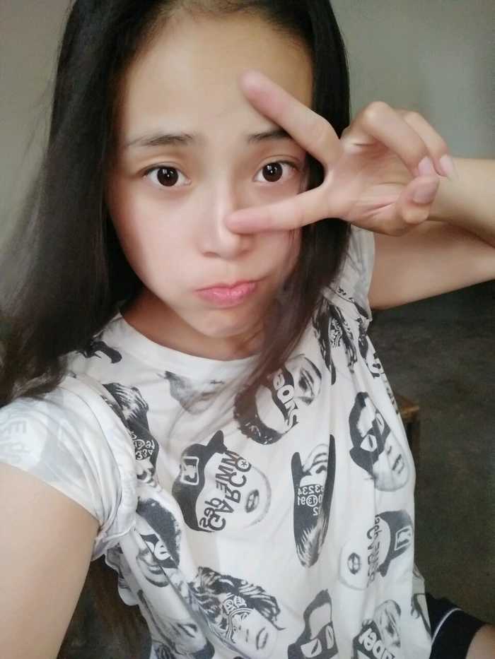 剪刀手永远都不会过时 ^ω^