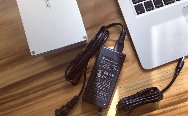 小身材大肚量，奥睿科四层2.5寸铝合金笔记本创意盒子体验