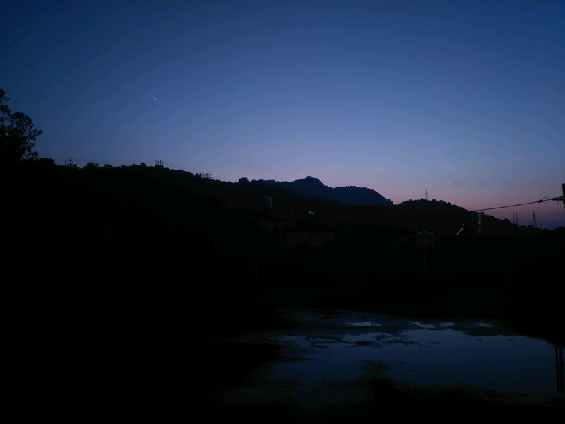 清冷的夜空