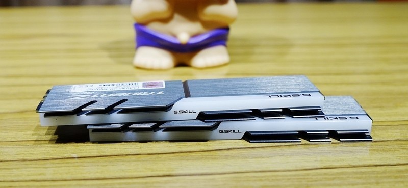 AMD Ryzen2来了——R7 2700X/R5 2600X全球首发详测及超频技巧分享