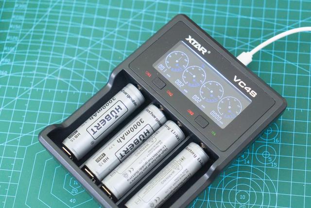 废电池别扔，0电压也能救活，VC4S智能充开箱