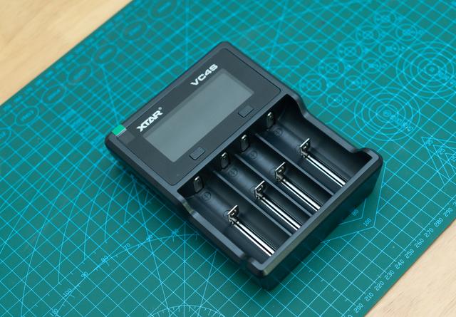 废电池别扔，0电压也能救活，VC4S智能充开箱