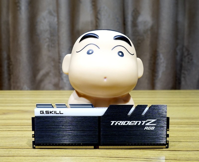 AMD Ryzen2来了——R7 2700X/R5 2600X全球首发详测及超频技巧分享