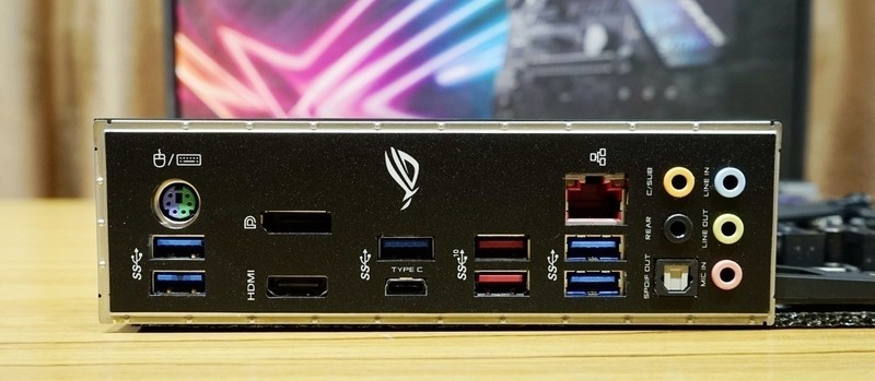 AMD Ryzen2来了——R7 2700X/R5 2600X全球首发详测及超频技巧分享