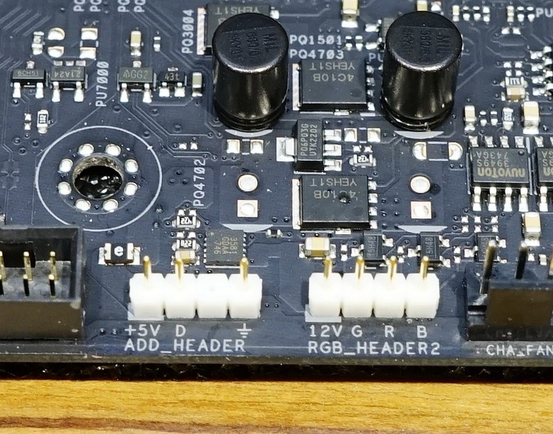 AMD Ryzen2来了——R7 2700X/R5 2600X全球首发详测及超频技巧分享