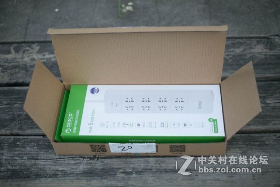 不想要第二个拖线板的看过来，8+5超多接口的拖线板开箱晒物