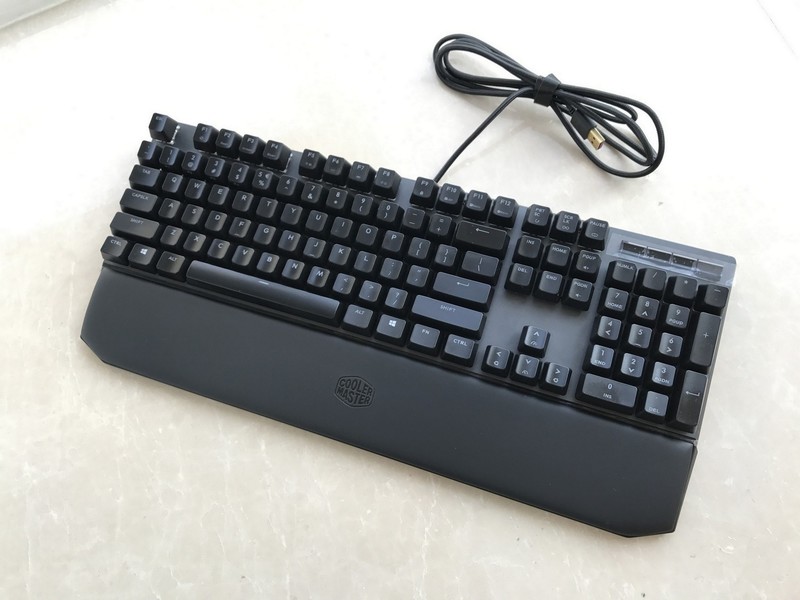 【从前以后】实话实说系列之酷冷至尊MK750——千元市场的互怼作品