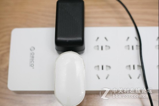 不想要第二个拖线板的看过来，8+5超多接口的拖线板开箱晒物