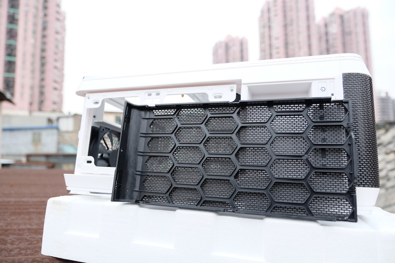 比想象更惊喜：COOLERMASTER 酷冷至尊 白色武尊神690开箱