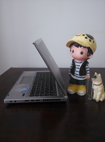 HP 8470P   I5-3360M     4G    500G   14寸  分辨率1366x768  99新  1750元