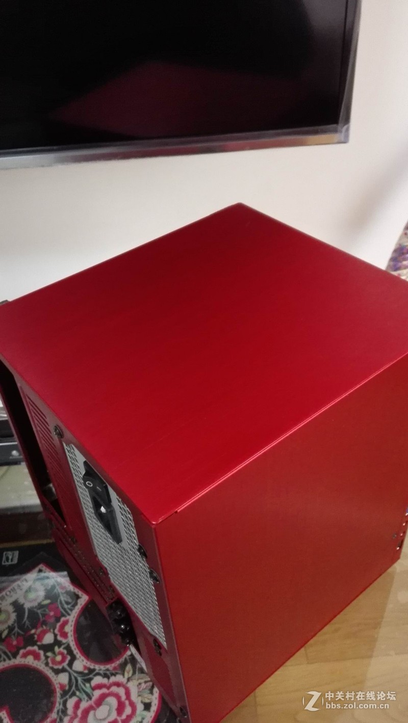 出乔思伯（JONSBO） C2 全铝机箱 红色mini机箱。100元自取。