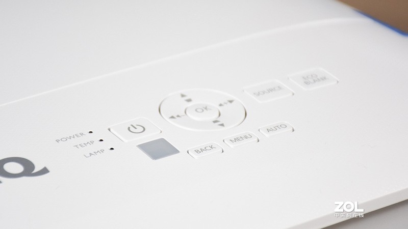 智能化背景下的办公新体验 明基E580商务投影仪