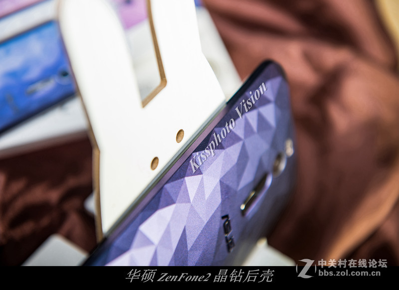 钻石外观—华硕Zenfone2晶钻后壳（蓝钻版）图赏