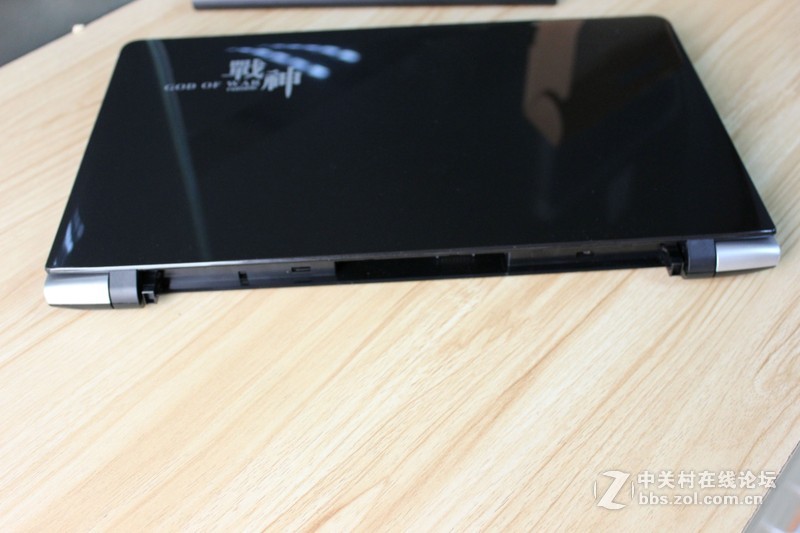 两千元能买到什么样的笔记本，神舟K610D游戏本评测
