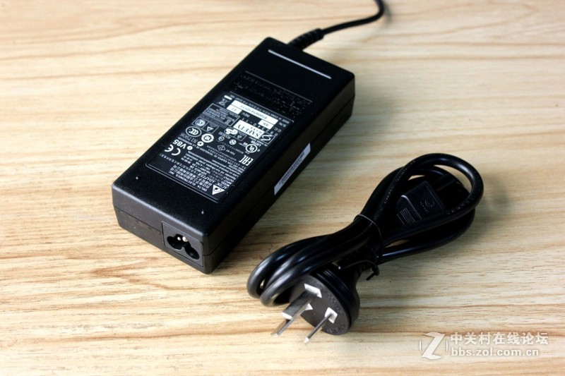 两千元能买到什么样的笔记本，神舟K610D游戏本评测