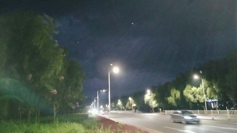 雨夜归家