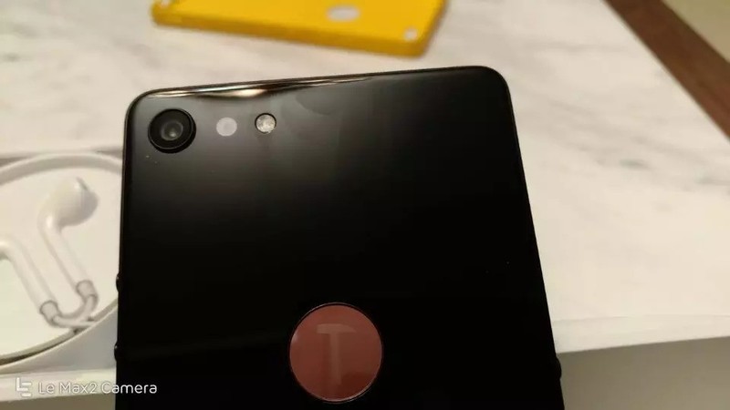 买的锤子坚果PRO2终于到了，开箱上手发现小惊喜！