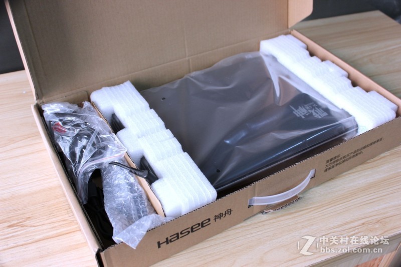 两千元能买到什么样的笔记本，神舟K610D游戏本评测