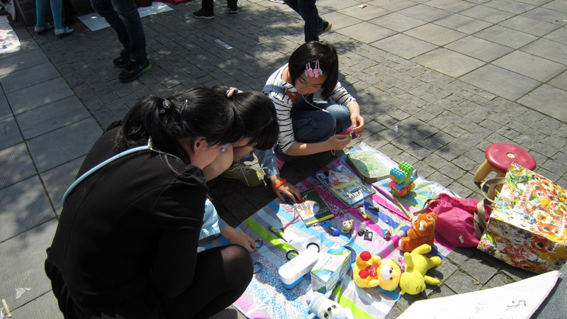 “五一”小新星英语绣溪公园图书跳蚤市场