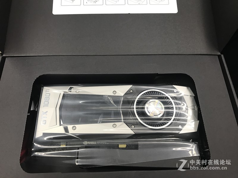 15寸4K屏（GTX980M版本）+显卡坞+华硕GTX1080TI组合