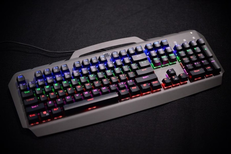 剑刃出鞘迷幻灯效终极手感eti700幽灵之刃机械键盘震撼开箱