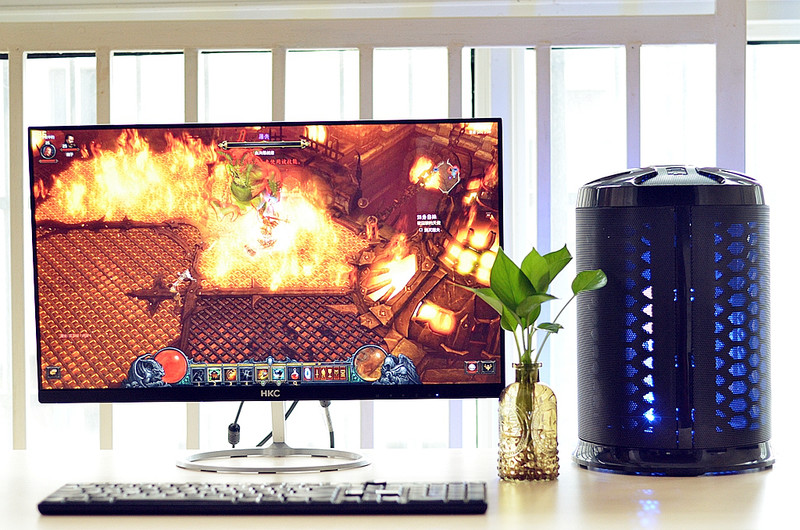 简约桌面，新派垃圾桶的网游体验