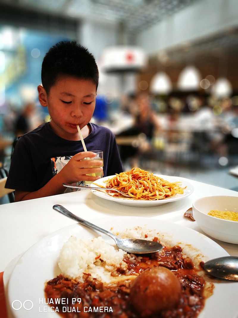 手机的拍照能满足多少要求