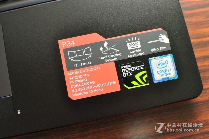 GIGABYTE P34K V7，搭配GTX1050 TI，让效能持平桌机