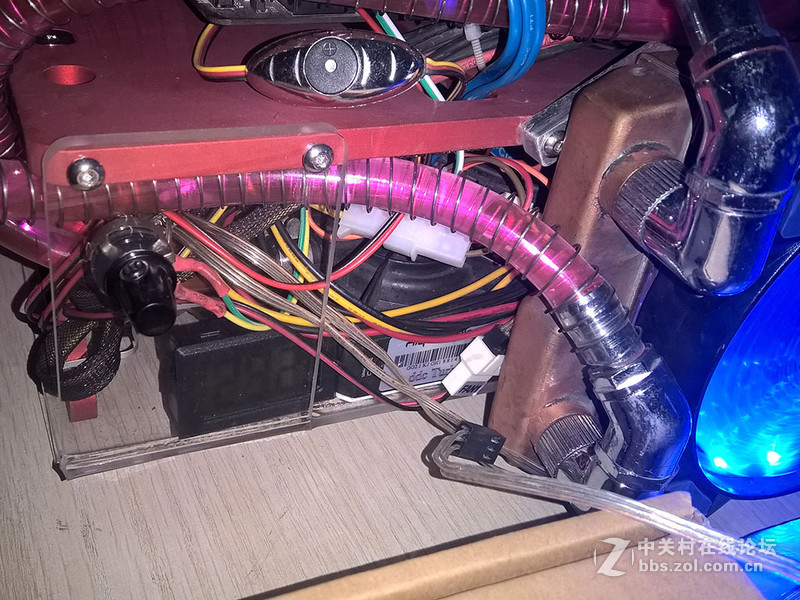 自制机箱水冷，求光污染方案。。