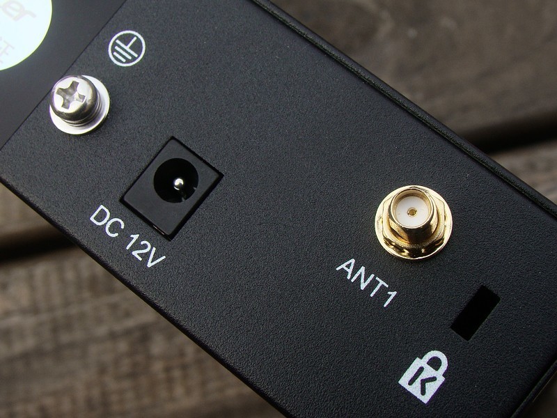 无线覆盖能力出奇强大宏碁首款路由器Acer E200 G1 体验