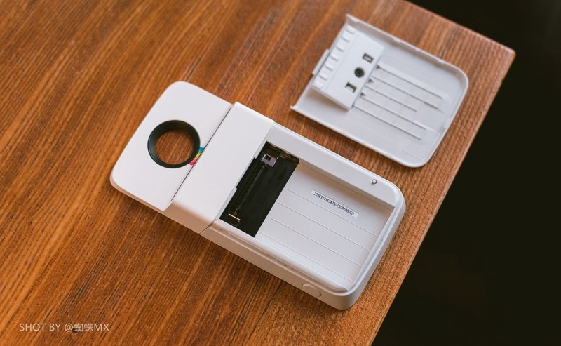 定格美好瞬间，团聚温情时刻你需要moto摩印-宝丽来照片打印模块