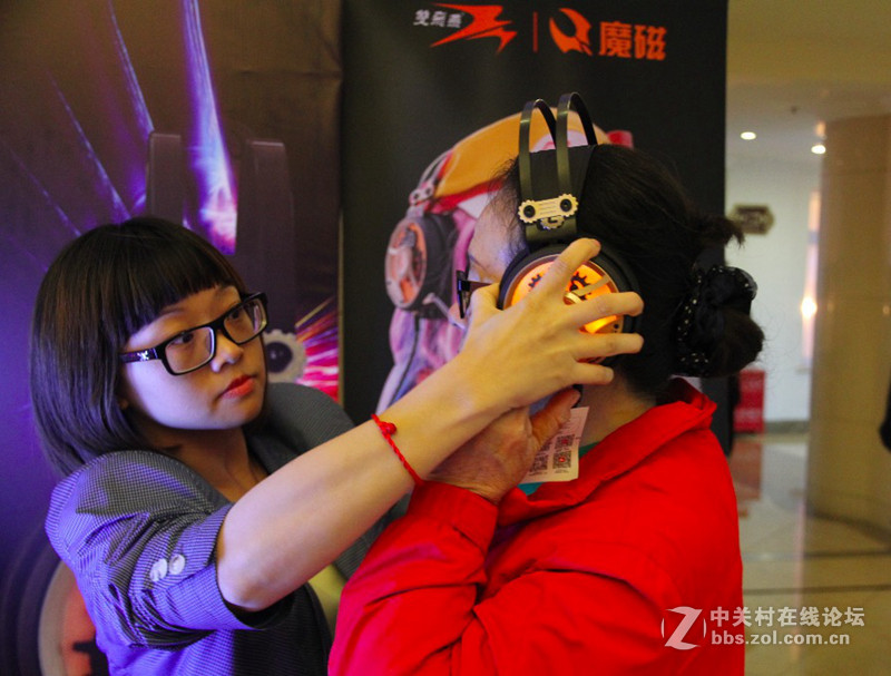 魔磁耳机纤音灵动北京国际电影音乐节现场