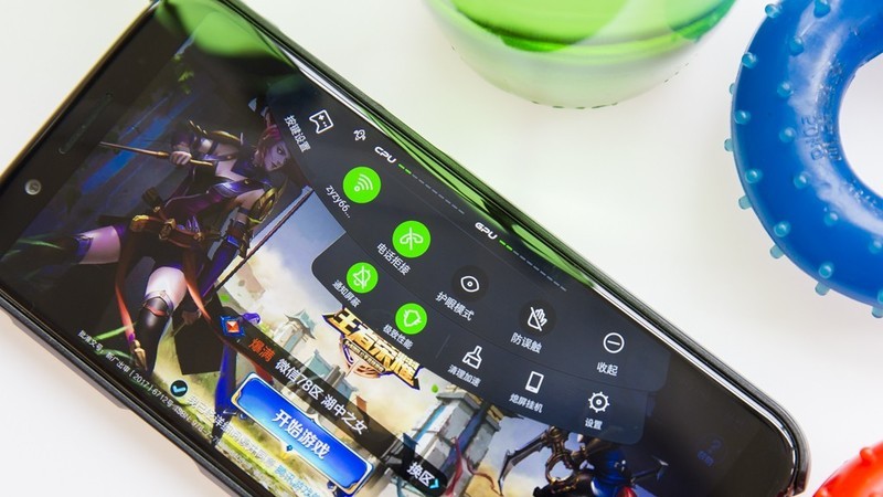 黑鲨游戏手机使用2个月评测体验，打农药、吃鸡连胜MVP不间断