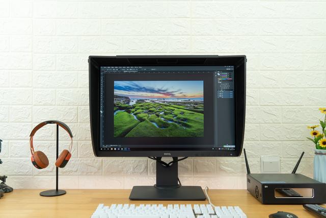 修图、追剧、游戏通吃，明基SW240专业摄影显示器测评！