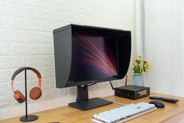 修图、追剧、游戏通吃，明基SW240专业摄影显示器测评！