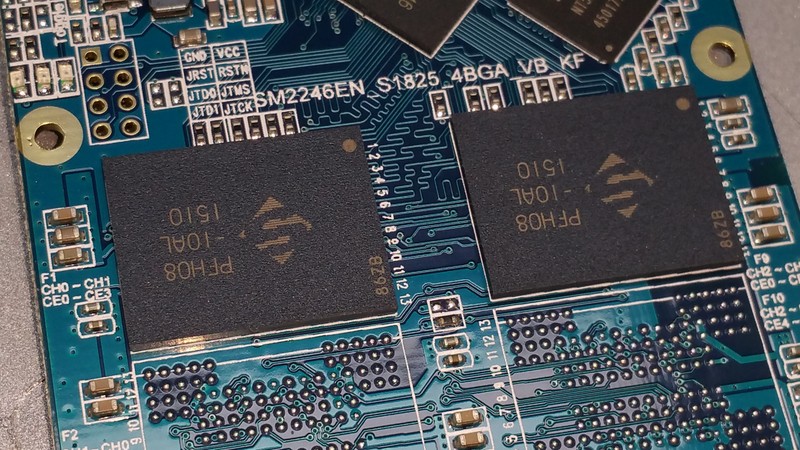 #金速F9 PRO 256G SSD众筹试用# 开箱初见，SSD中的美男子