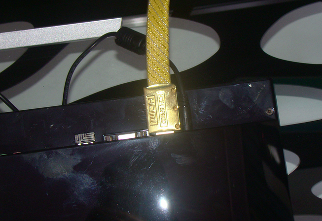 乐事电脑一体机 B400 视频输出 小屏转大屏