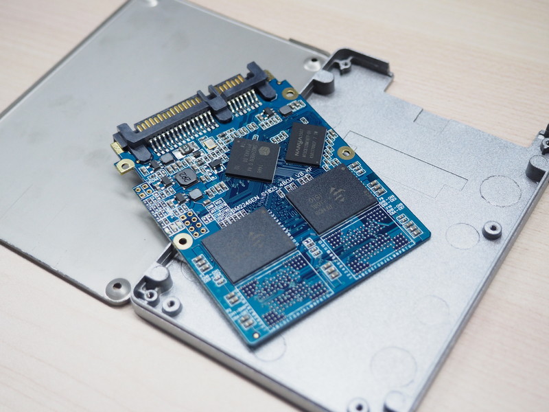 #金速F9 PRO 256G SSD众筹试用# 开箱初见，SSD中的美男子