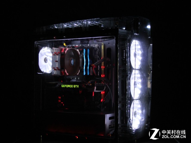 “光透强”——游戏悍将全透明机箱评测