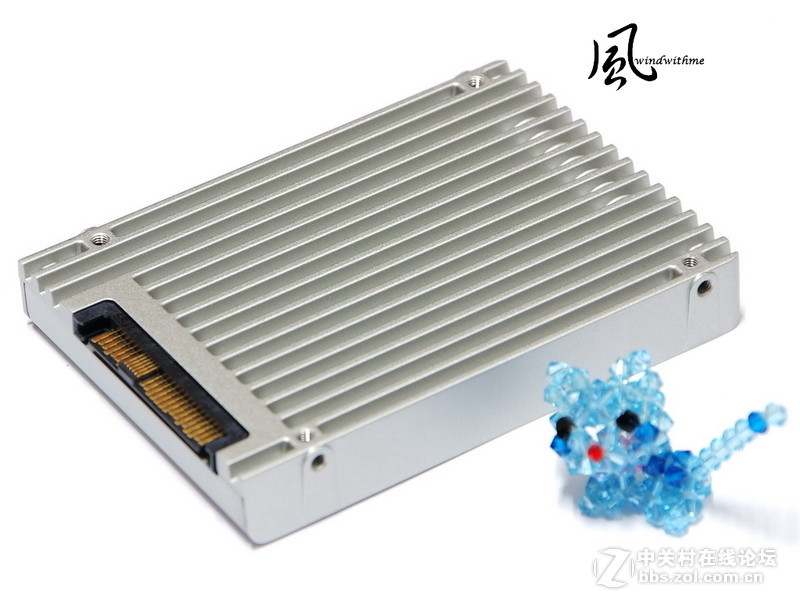 GIGABYTE X99-Designare EX搭载Intel Core i7-6950X超频解析