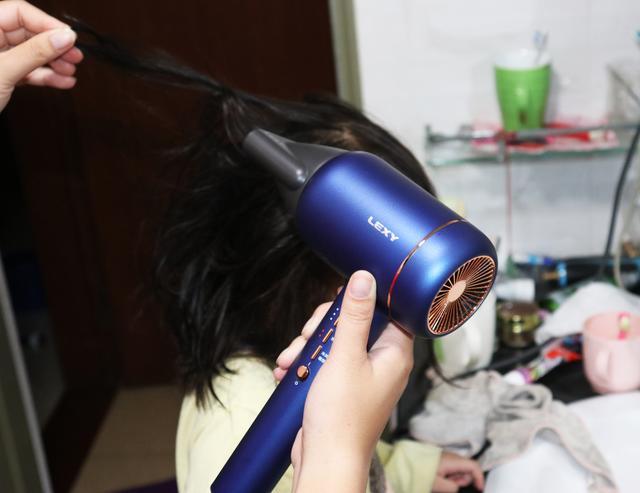 新年新气象 莱克吹风机吹走干枯毛躁从头开始