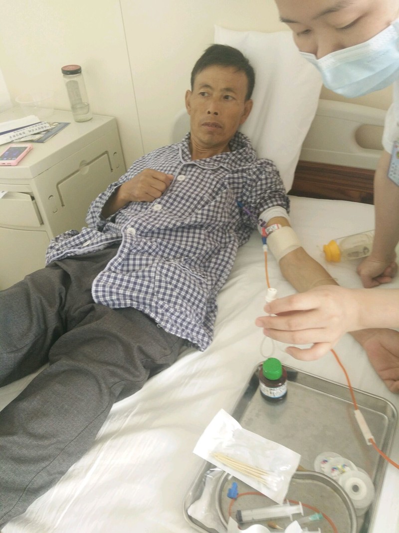 请大家帮帮我吧，多多在朋友圈里面转发，万分感谢。