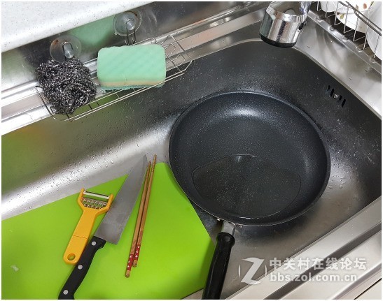 爱必丽斯洗洁精，把碗洗得干干净净 :)