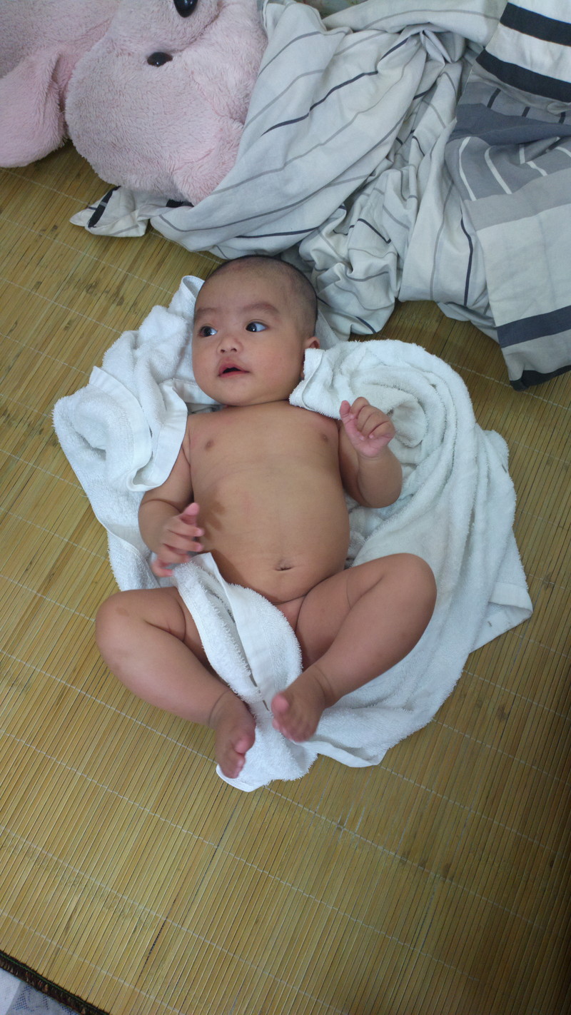 【诺基亚808】可爱的裸身BB