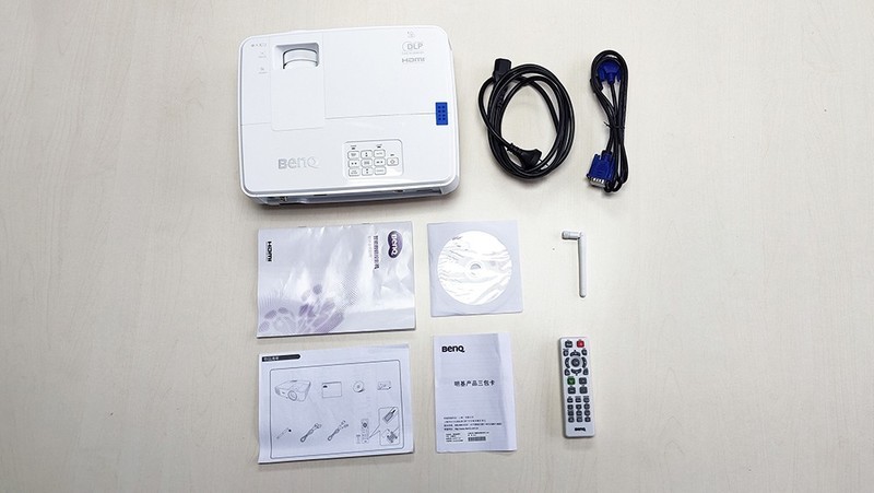 投影可以这么简单，明基e500智能投影体验