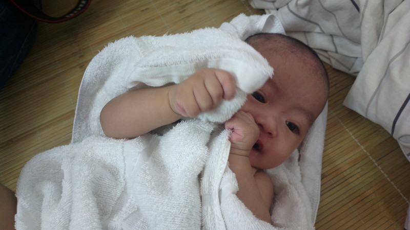 【诺基亚808】可爱的裸身BB