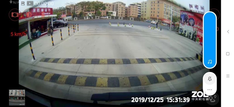 远离追尾纠纷，后视更专业，万鸥V5行车记录仪