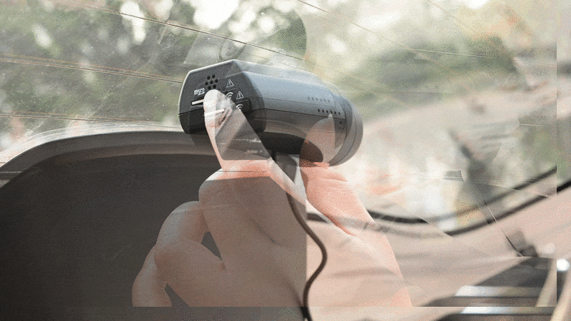 远离追尾纠纷，后视更专业，万鸥V5行车记录仪