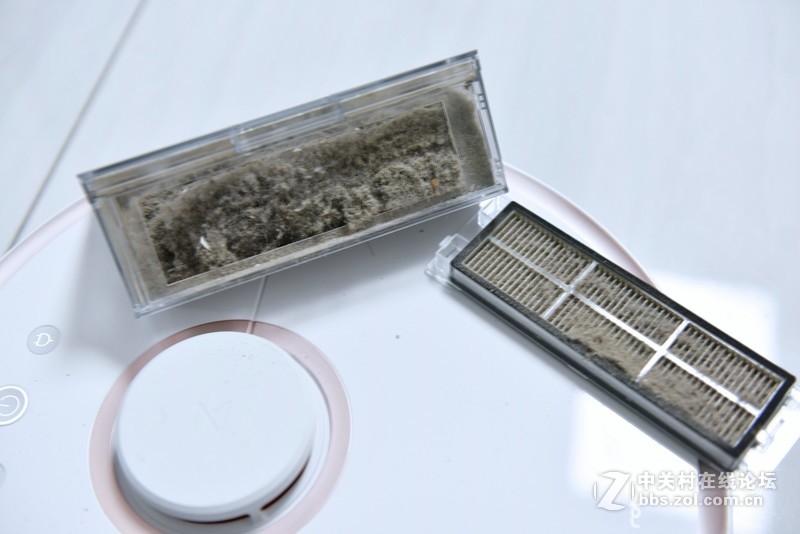 是“傻子”还是“嫂子”？看石头扫地机器人便知分晓！